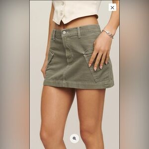 Reformation Nia Cargo Mini Skirt (size 27)